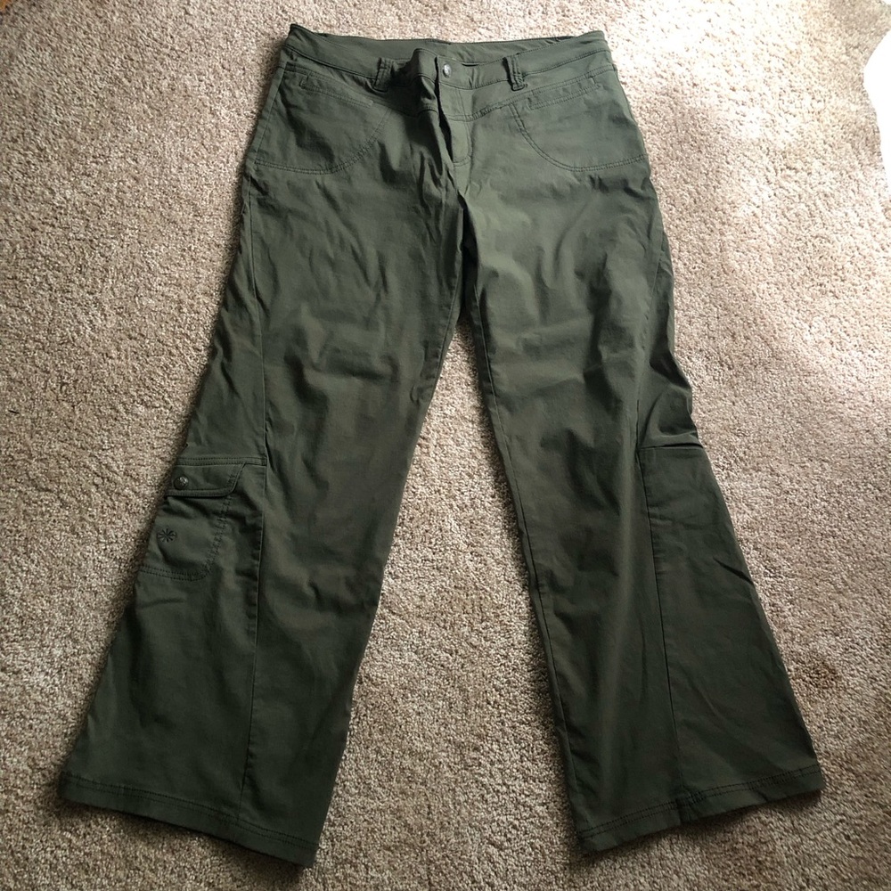 Athleta Dipper Olive Green Wide Leg Cargo Pants